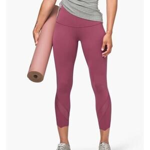 Lululemon Wunder Under High-Rise Scallop Luxtreme Women's Size 2 Mulled Wine Red